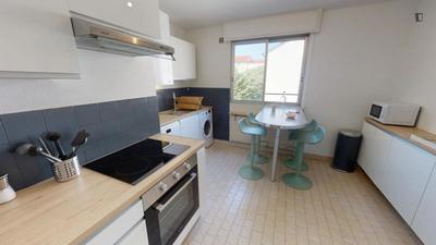 Chambre - 10 m² - 4 pièces