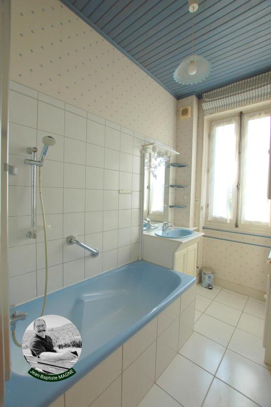 Appartement - 102 m² - 4 pièces