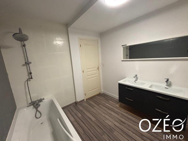 Maison - 108 m² - 6 pièces