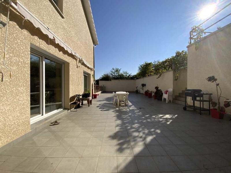 Maison traditionnelle - 130 m² - 5 pièces