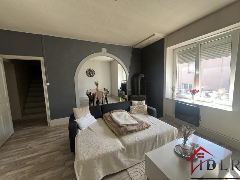 Maison - 185 m² - 10 pièces