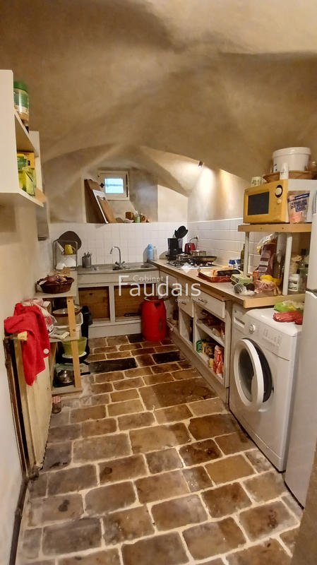 Propriété - 305 m² - 12 pièces