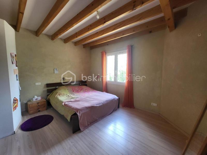 Maison - 200 m² - 7 pièces