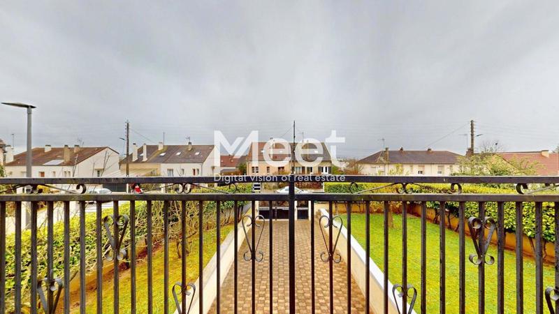 Maison - 197 m² - 6 pièces