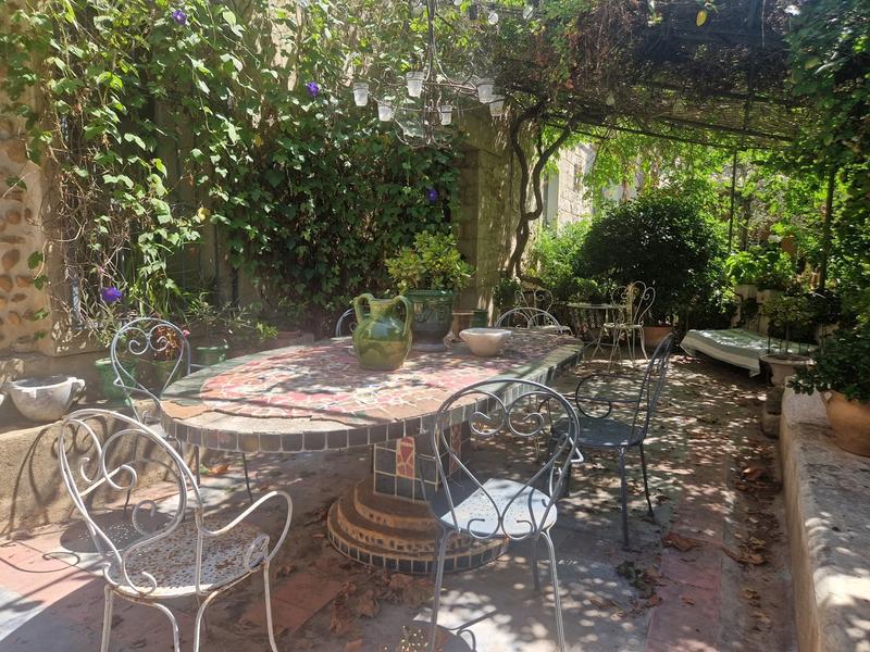 Mas - 508 m² - 13 pièces