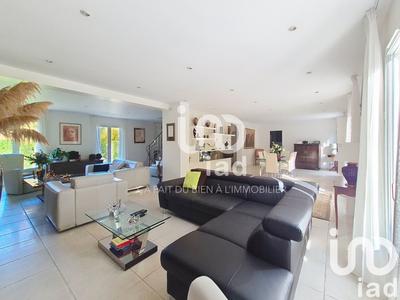 Maison - 280 m² - 7 pièces