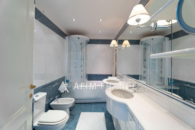 Appartement - 89 m² - 3 pièces