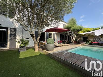 Maison - 180 m² - 7 pièces