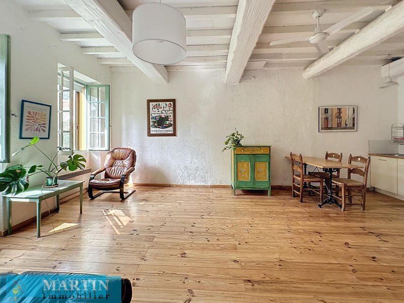 Maison - 246 m² - 8 pièces