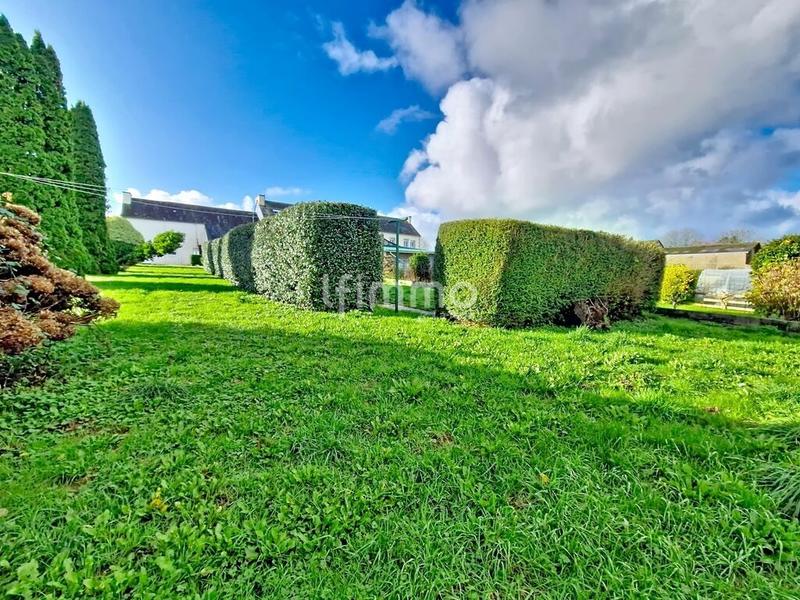 Terrain constructible - 681 m²