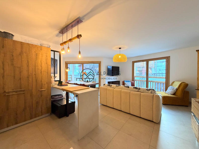 Appartement - 92 m² - 4 pièces