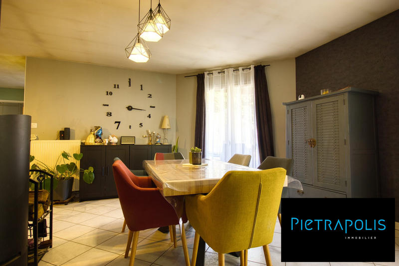 Villa - 220 m² - 8 pièces