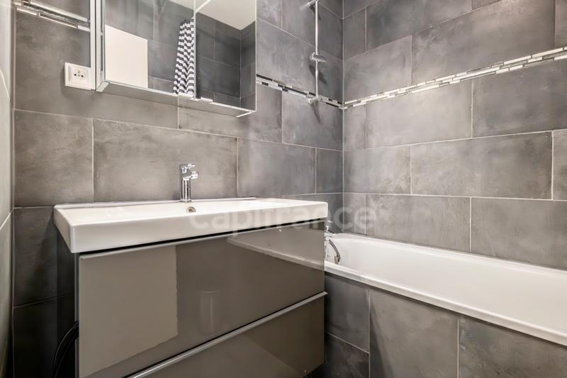 Appartement - 49 m² - 2 pièces