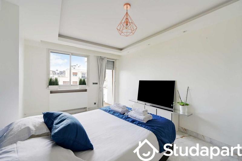 Appartement - 180 m² - 3 pièces