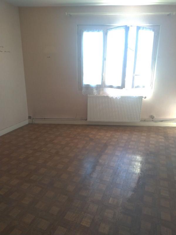 Maison - 49 m² - 6 pièces