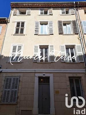 Appartement - 98 m² - 3 pièces