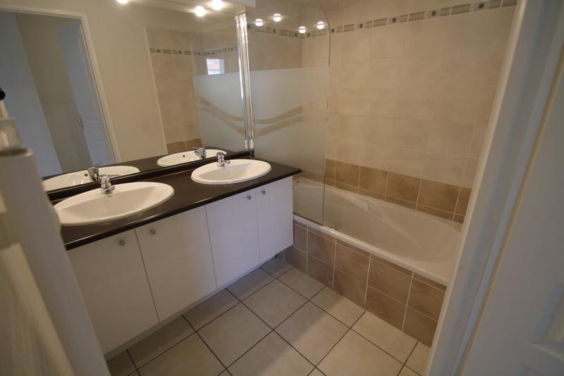 Appartement - 104 m² - 5 pièces