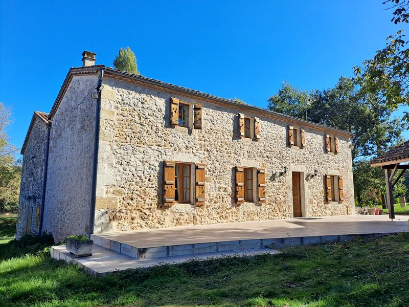 Maison - 175 m² - 6 pièces
