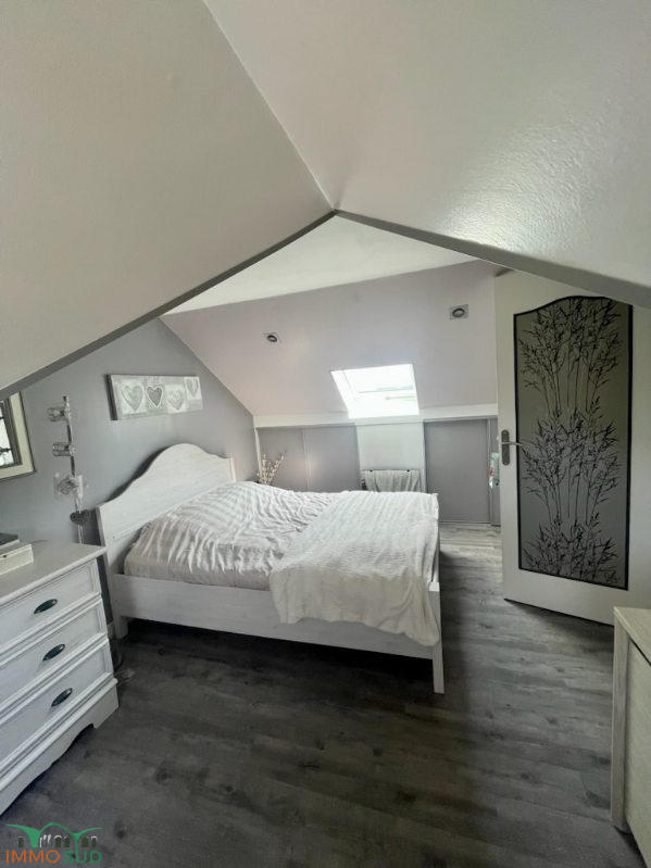 Maison - 105 m² - 5 pièces