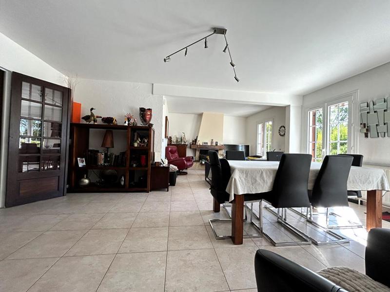 Maison - 149 m² - 7 pièces