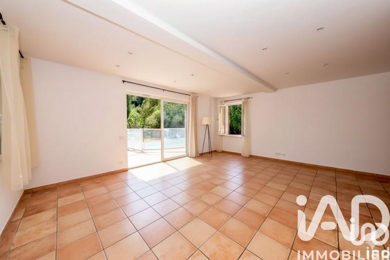Maison - 165 m² - 5 pièces