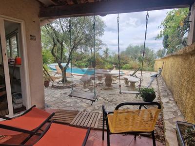 Maison - 114 m² - 6 pièces