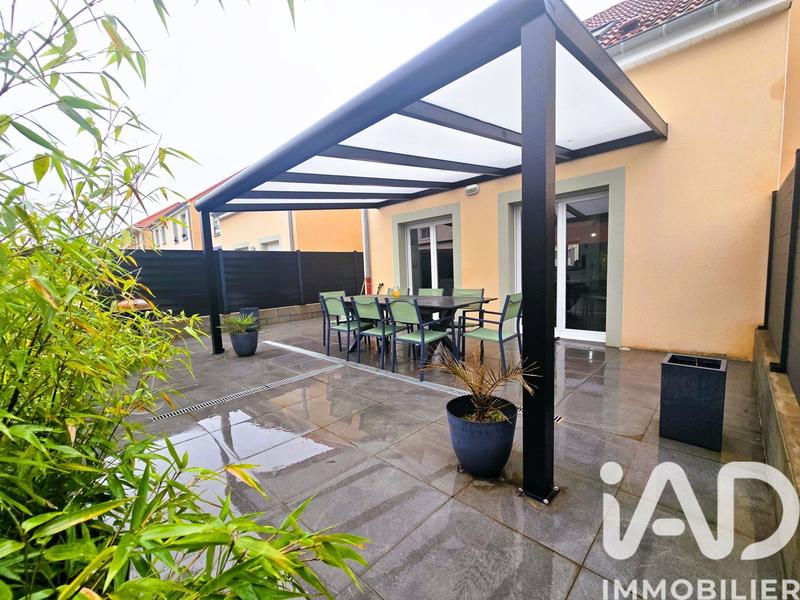 Maison - 80 m² - 4 pièces