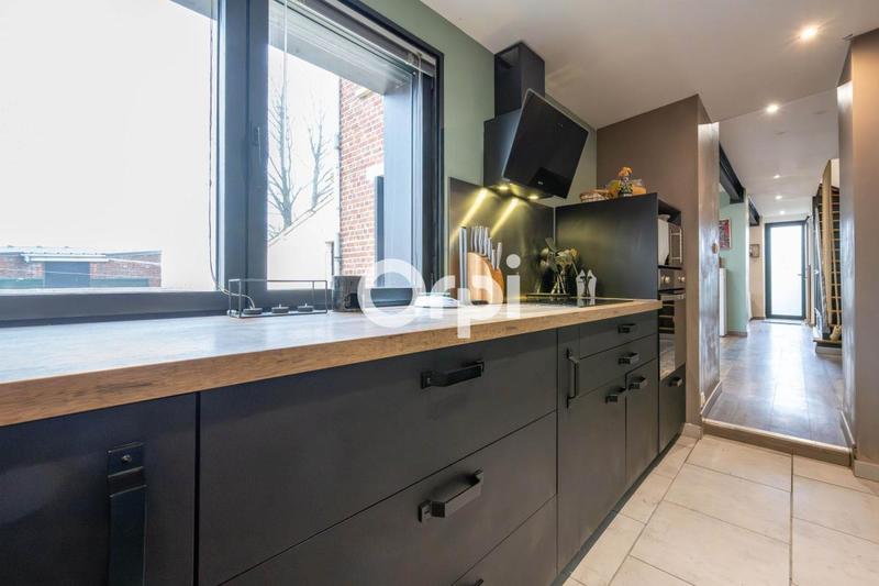 Maison - 98 m² - 4 pièces