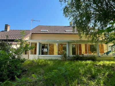 Villa - 229 m² - 7 pièces