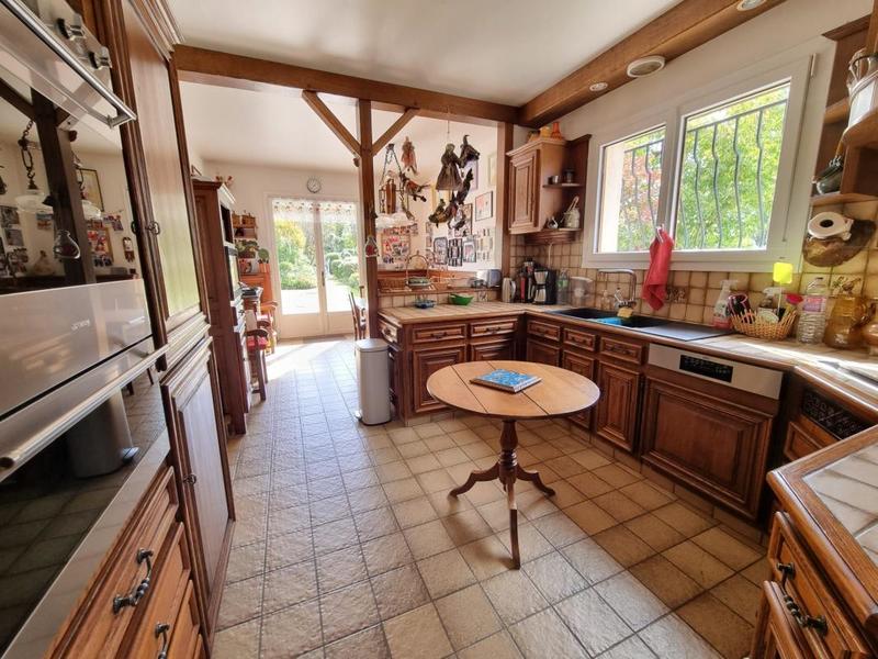 Maison - 221 m² - 8 pièces