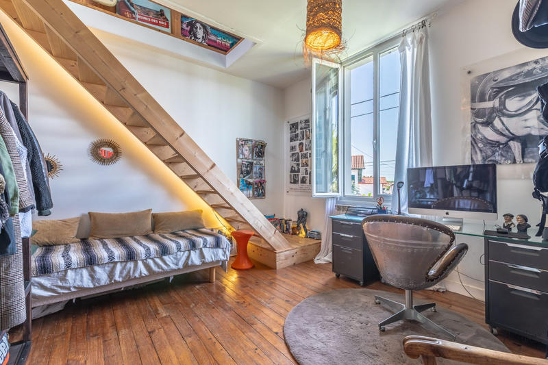 Maison - 160 m² - 5 pièces