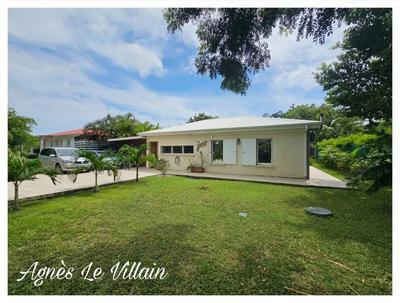 Maison - 87 m² - 5 pièces