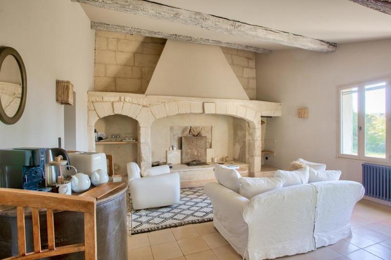 Mas - 570 m² - 8 pièces