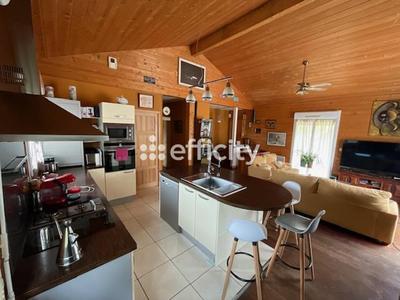 Maison de bois - 71 m² - 2 pièces