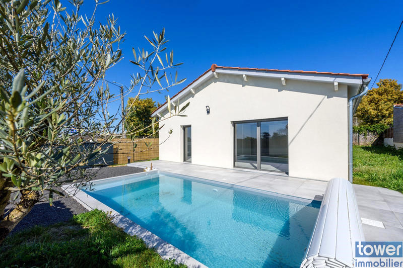 Maison - 121 m² - 4 pièces