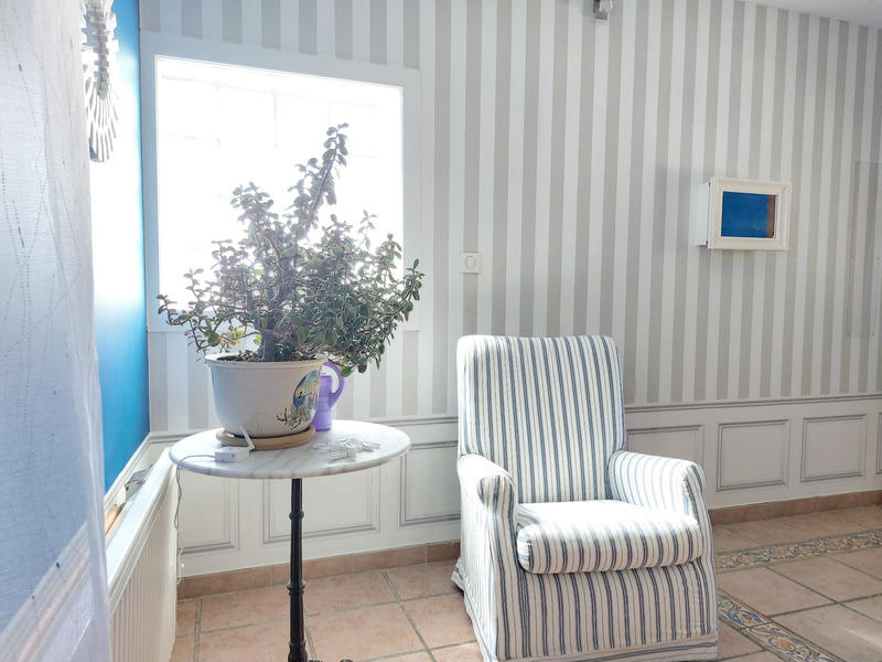 Maison - 265 m² - 7 pièces