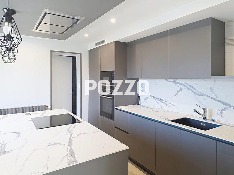 Maison - 165 m² - 6 pièces