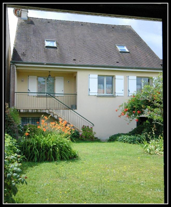 Maison traditionnelle - 200 m² - 6 pièces