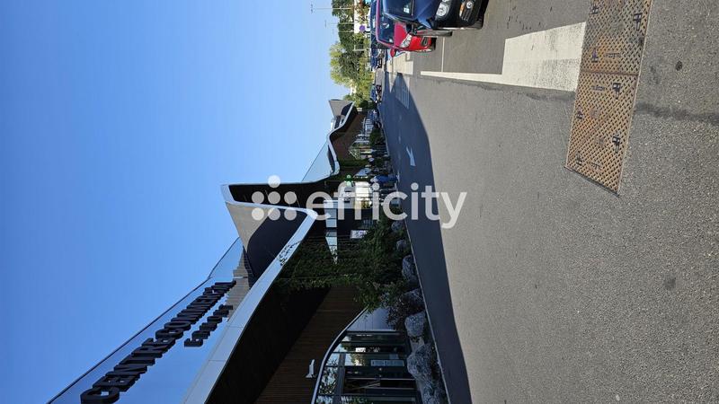 Fonds de commerce - 160 m²