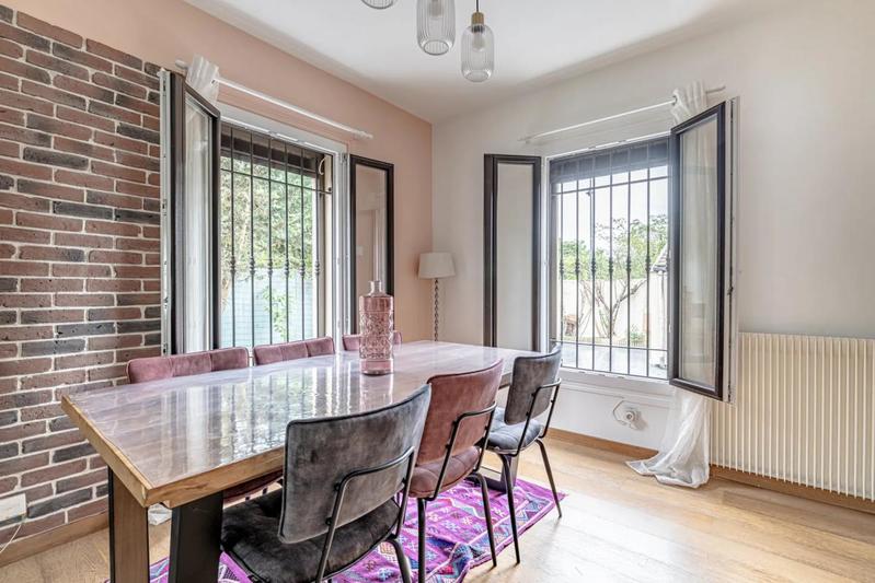 Maison - 90 m² - 5 pièces