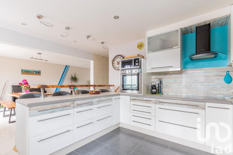 Maison - 162 m² - 10 pièces