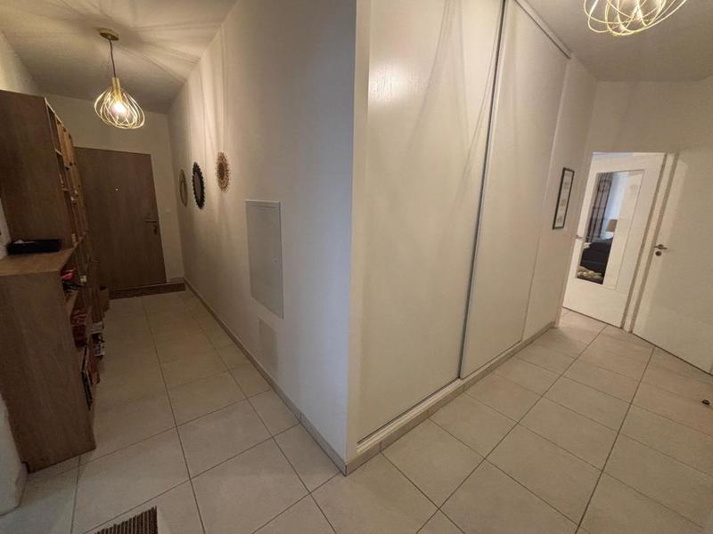 Appartement - 103 m² - 4 pièces