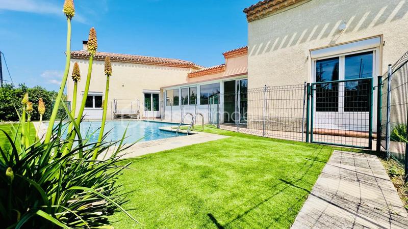 Villa - 200 m² - 8 pièces