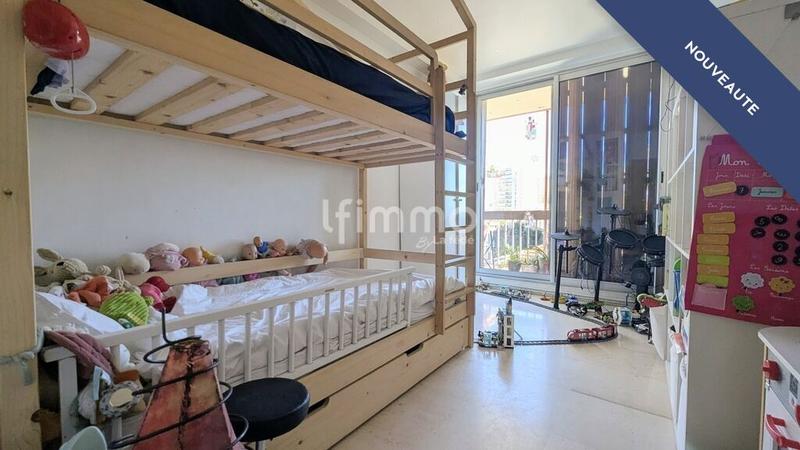 Appartement - 84 m² - 4 pièces