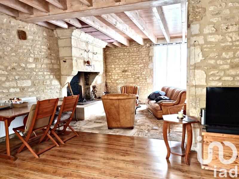 Maison - 279 m² - 10 pièces