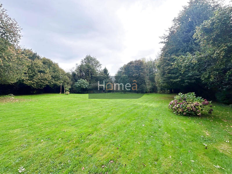 Maison - 215 m² - 8 pièces