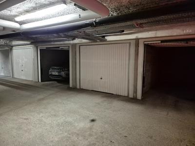 Parking / Garage - 14 m²