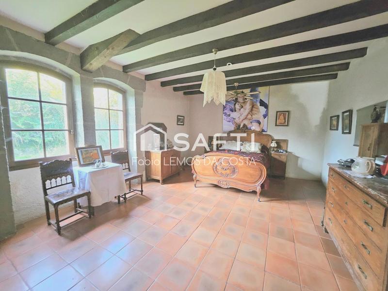 Maison - 278 m² - 8 pièces