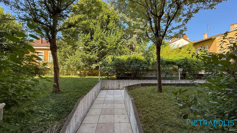 Appartement - 79 m² - 3 pièces