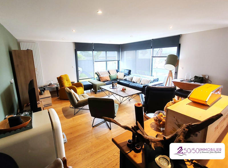 Maison contemporaine - 177 m² - 6 pièces